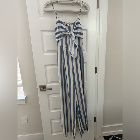 Flying Tomato Pants - Blue and white jumpsuit size M